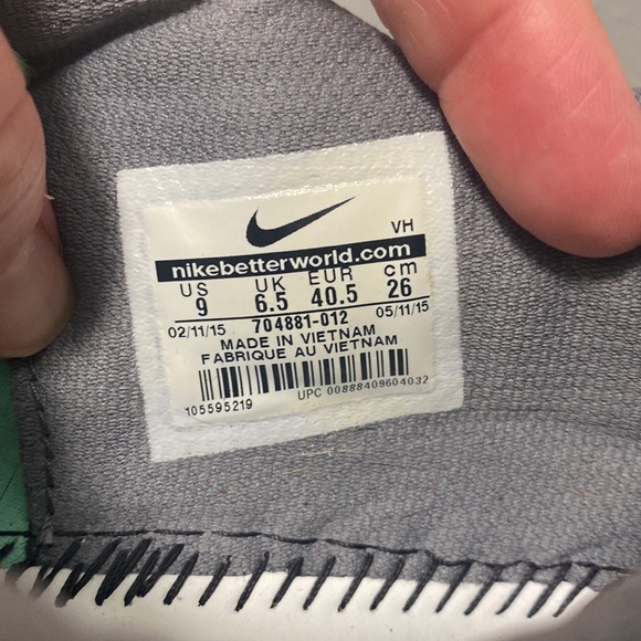 Women’s Nike fit sole shoes size 9. Grey and mint green - Picture 14 of 14